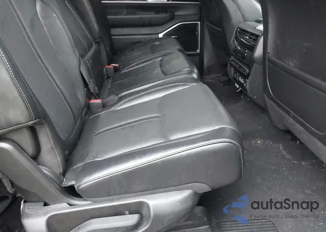 2022 Jeep Wagoneer Series Ii 4X4 from USA, damaged, VIN 1C4SJVBT7NS112509